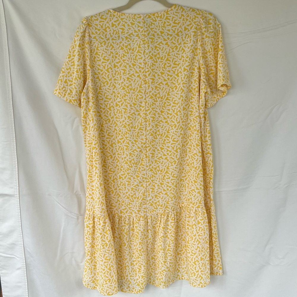a new day Yellow and White Printed V-Neck Midi Dress - Picture 5 of 5